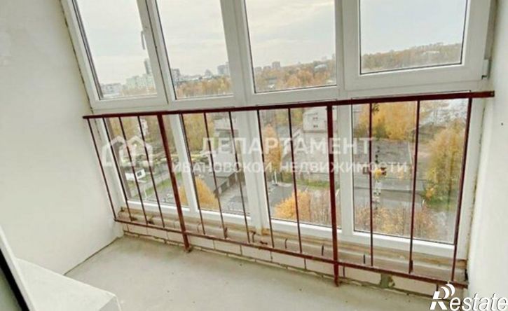 2-комн квартира улица Лётчика Захарова, 18,  д. 18