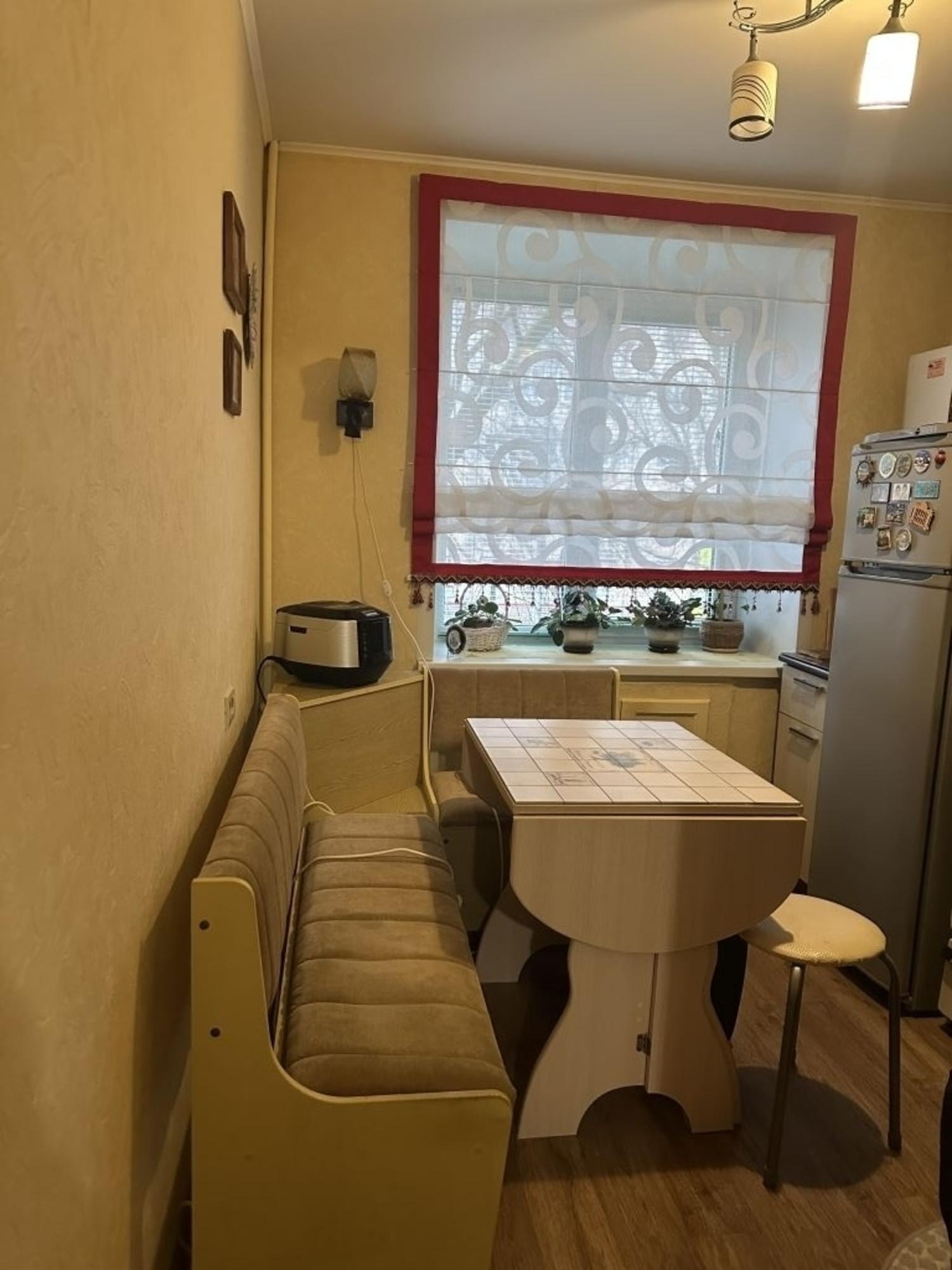 Купить квартиру за 3 550 000 рублей на Калинина ул