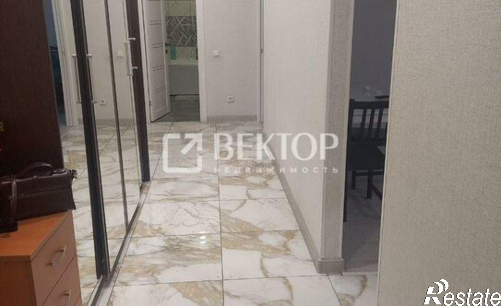 Купить квартиру за 11 000 000 рублей на Революционная улица, 3