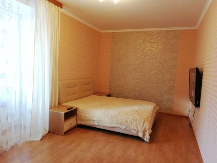 2-комн квартира Зверева ул, 17