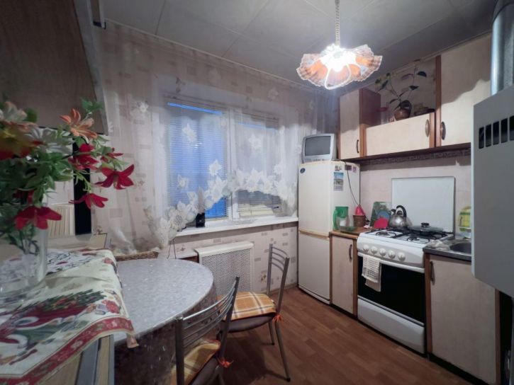 2-комн квартира Мякишева ул, 3