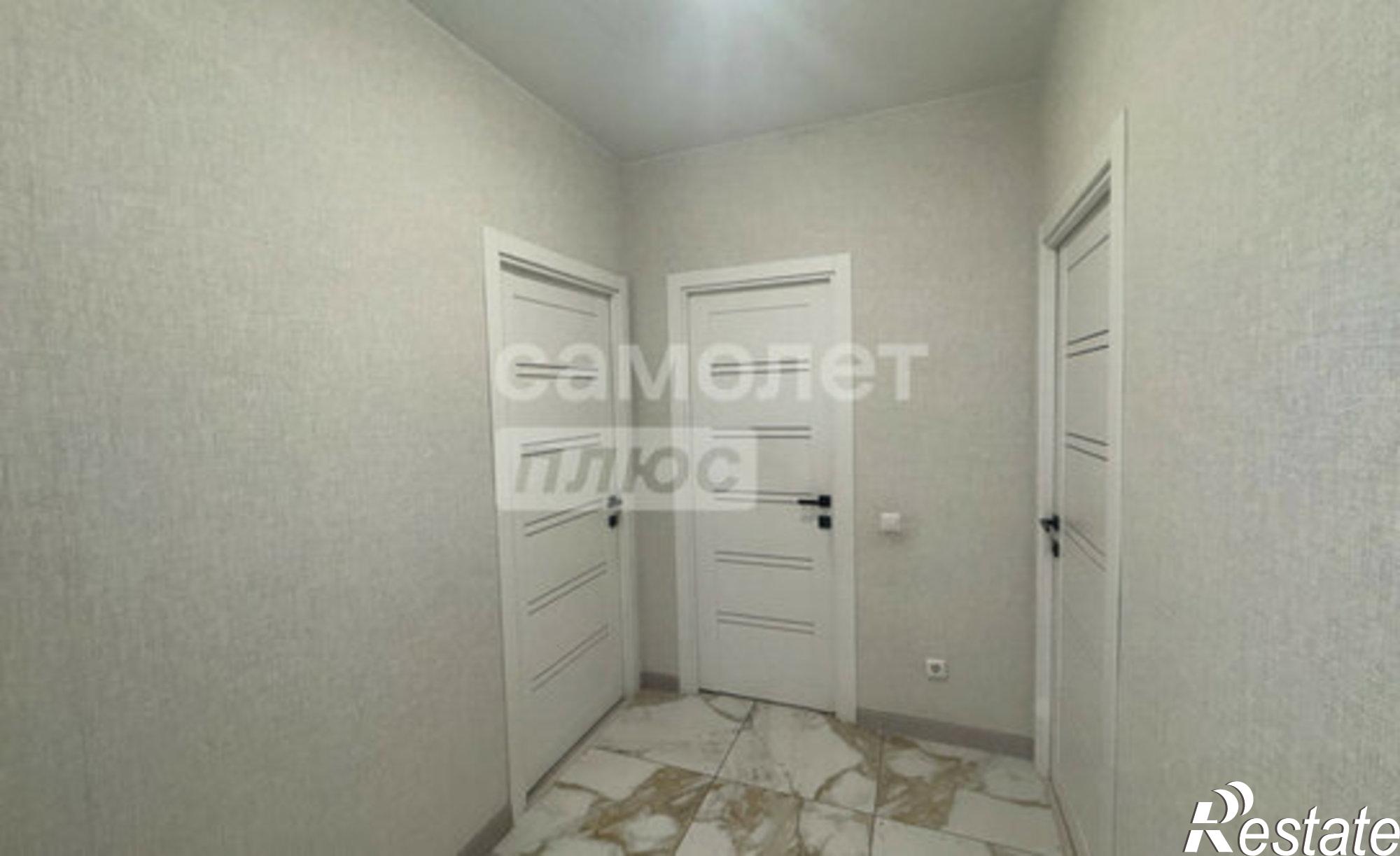 Купить квартиру за 10 800 000 рублей на микрорайон Самоцветы, 12