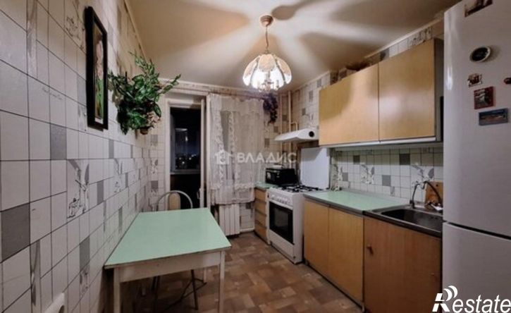 4-комн квартира 30-й микрорайон, 33