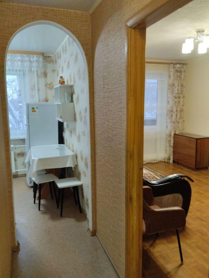 2-комн квартира Кудряшова ул, 127