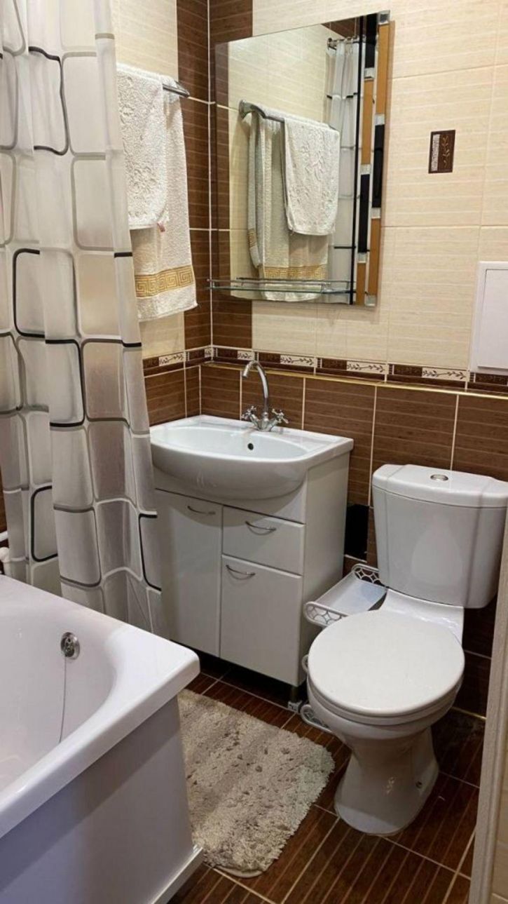 2-комн квартира Дзержинского ул, 45/6