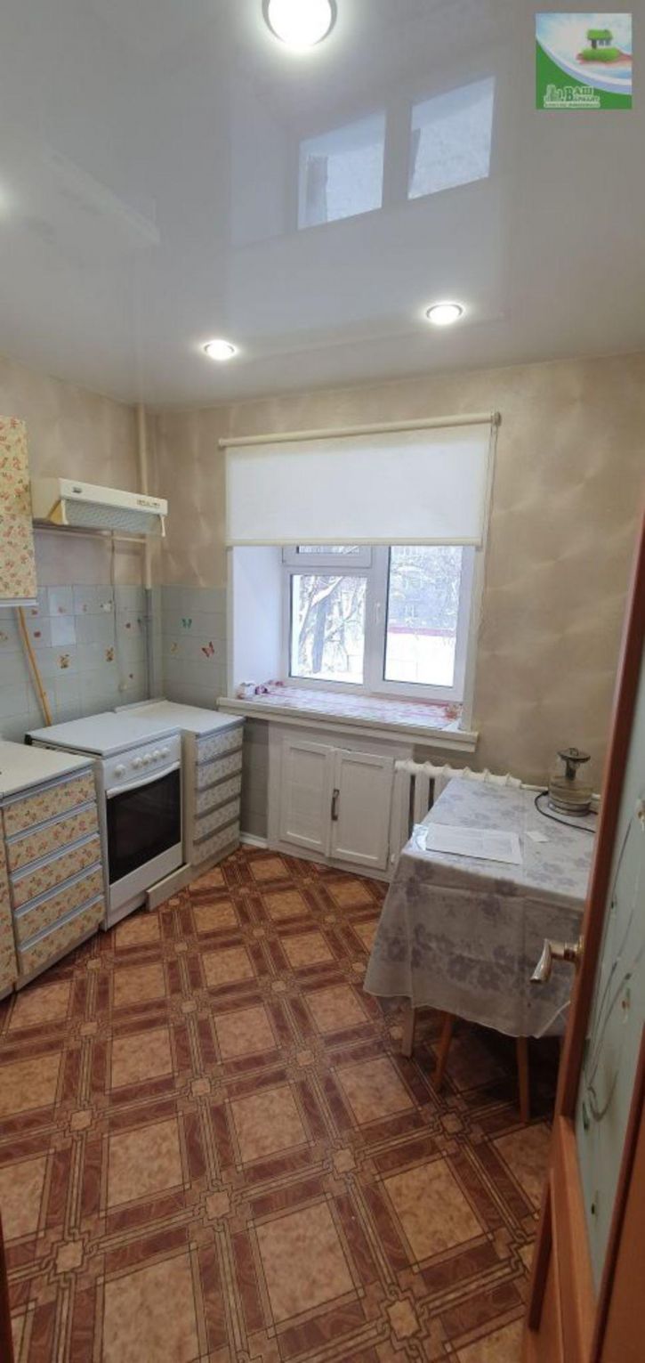2-комн квартира Кирякиных ул, 9