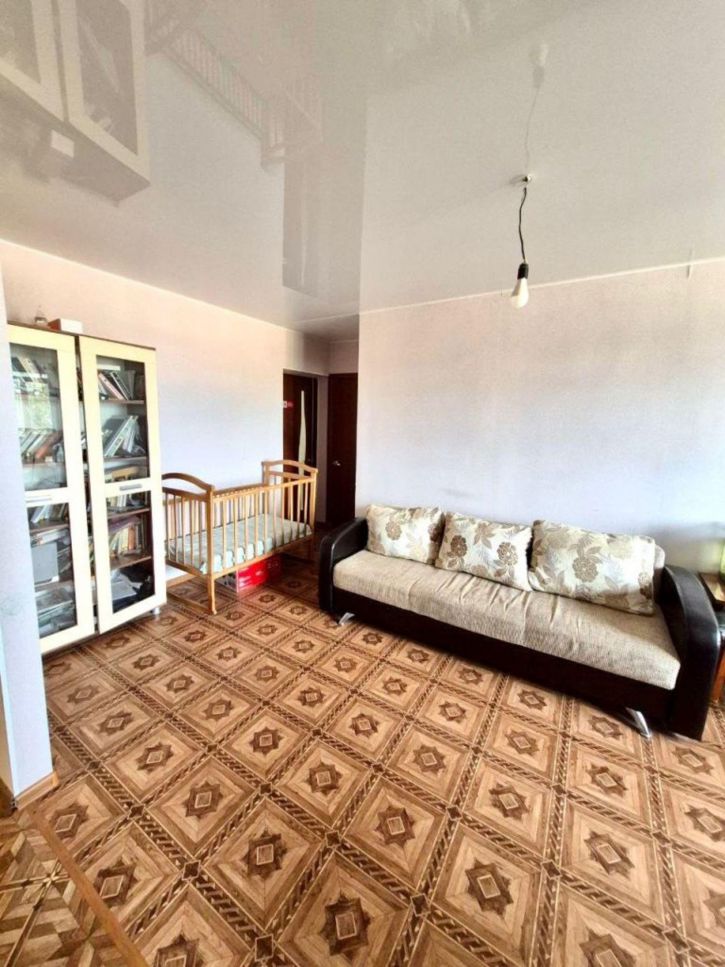 3-комн квартира Зверева ул, 35