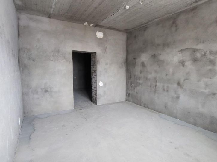 2-комн квартира Красных Зорь ул, 8