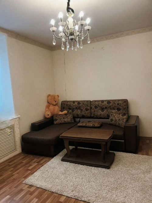Продажа 3-комн квартиры Суворова ул, 42
