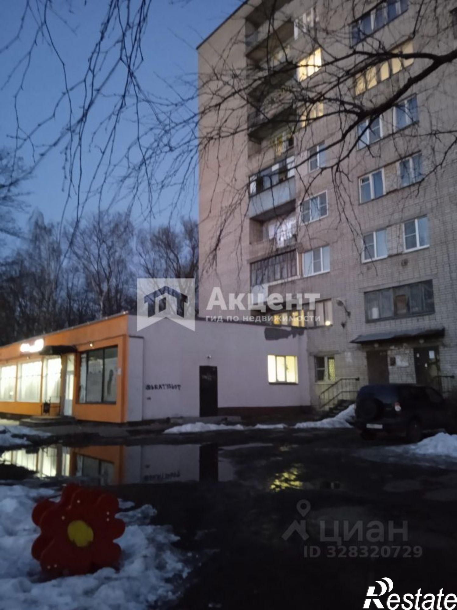 Купить комнату за 750 000 рублей на Слесарный пер, 13