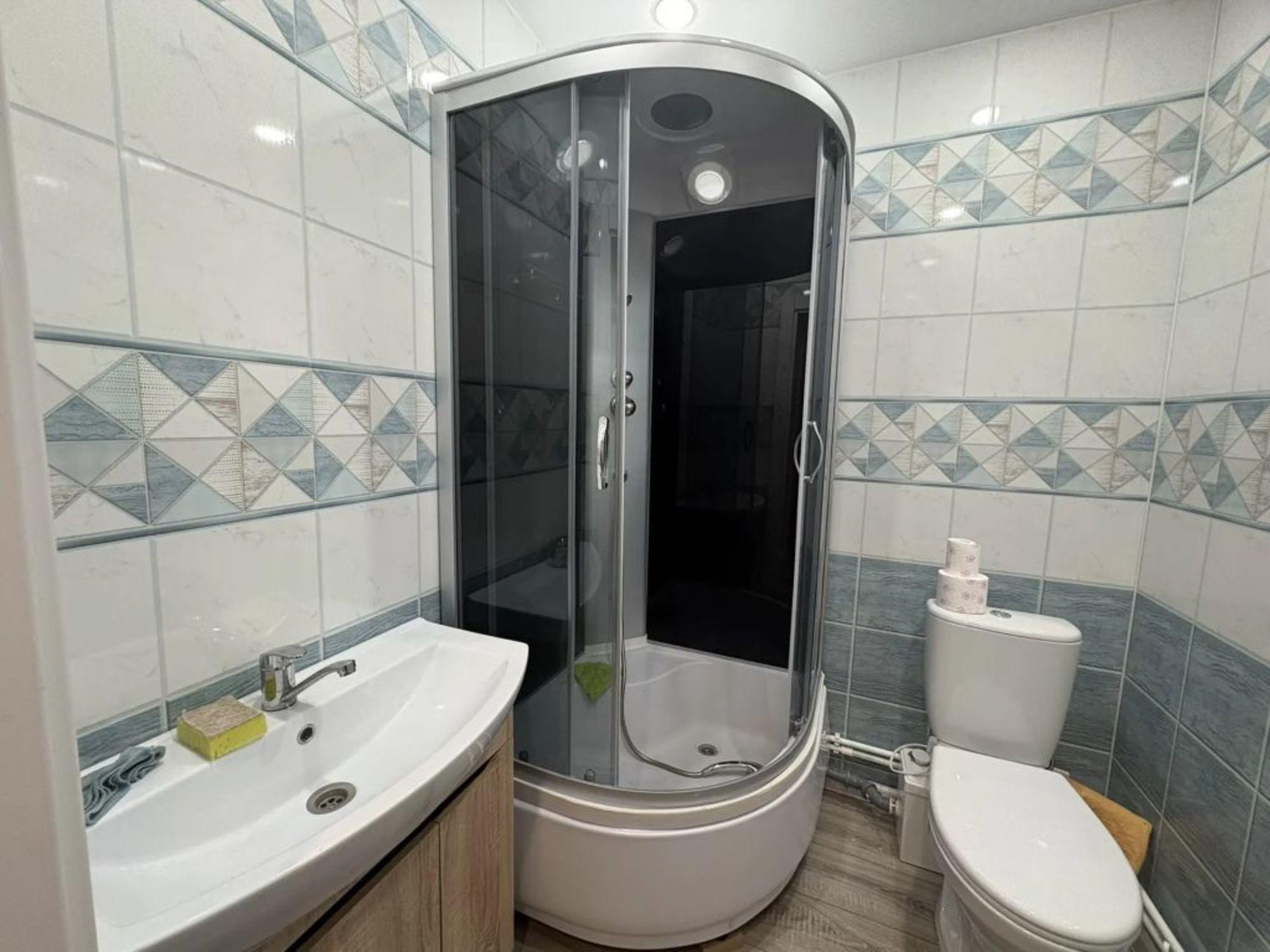 Купить комнату за 1 800 000 рублей на Профессиональная ул, 37
