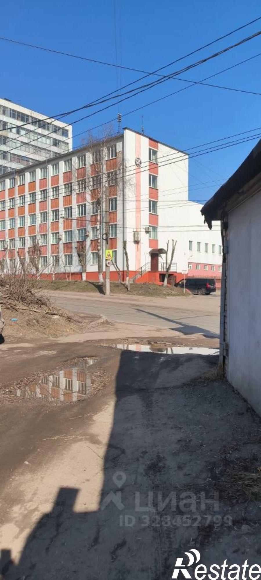 Купить гараж, место в паркинге за 1 300 020 рублей на улица Смирнова