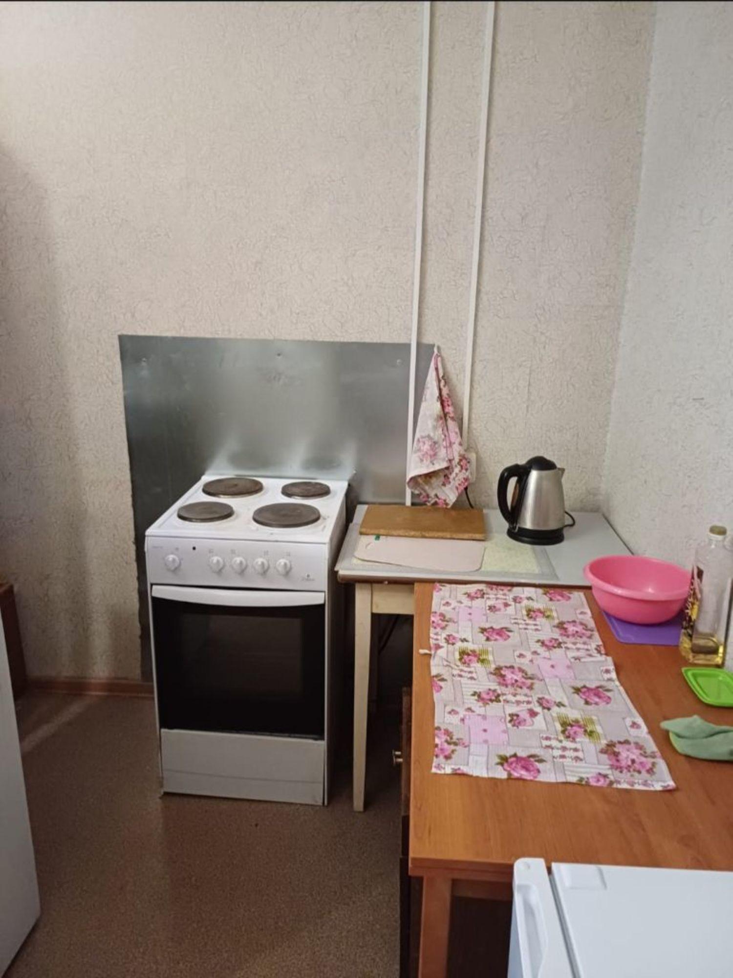 Купить комнату за 950 000 рублей на Маршала Жаворонкова ул, 21