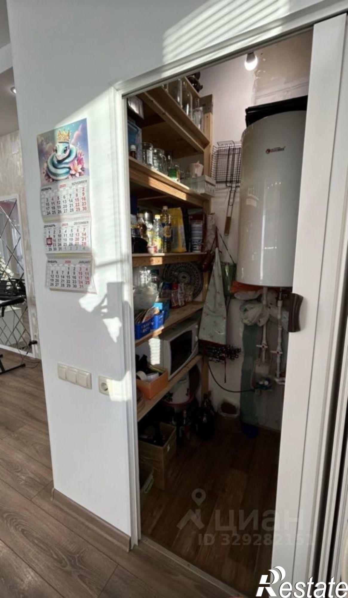 Купить дачу, дом, коттедж за 14 000 000 рублей на ул Продольная, 54