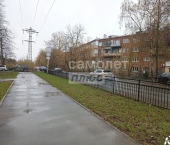комната 37 кв м ул Красных Зорь, 1