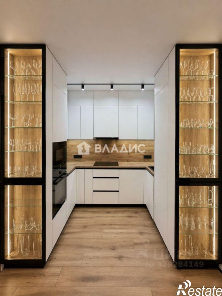 2-комн квартира микрорайон Самоцветы, 2