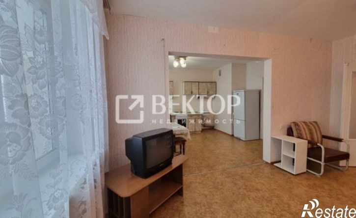 2-комн квартира микрорайон Рождественский, 4