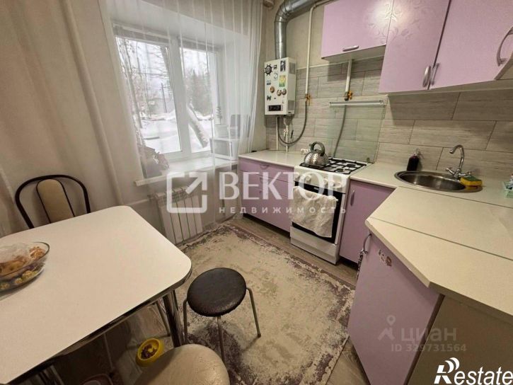 2-комн квартира пр-кт Строителей, 3,  д. 3