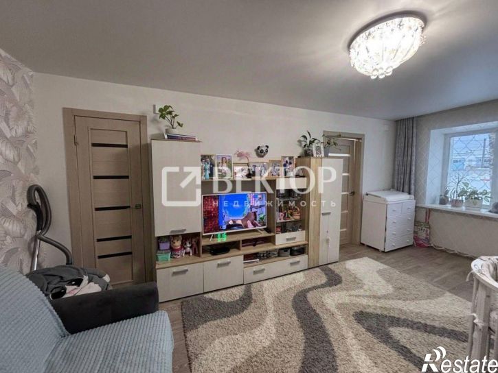 2-комн квартира пр-кт Строителей, 3,  д. 3