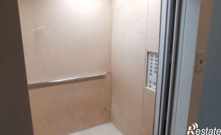 3-комн квартира улица Зверева, 39,  д. 39