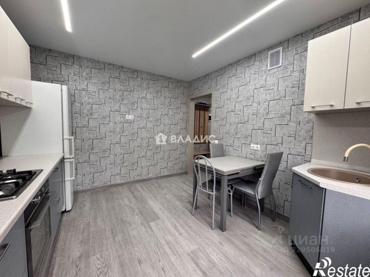 2-комн квартира пр-д 10-й, 2,  д. 2