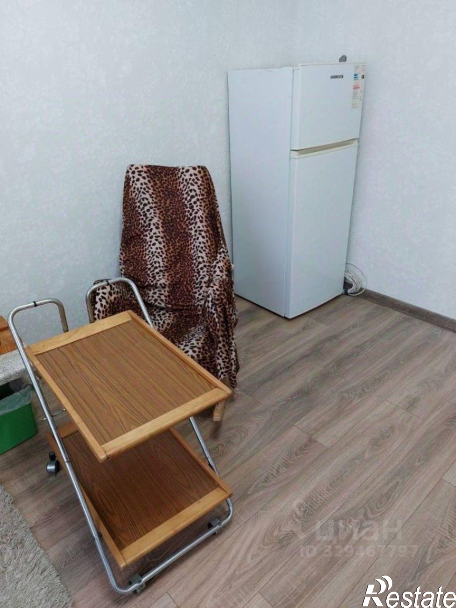 Сдать комнату за 11 000 рублей на проспект Ленина, 23