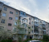2-комн, 45кв м, этаж 4/5 ул Ленинградская, 5