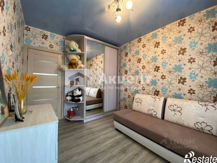 3-комн квартира ул Кузнецова, 126,  д. 126