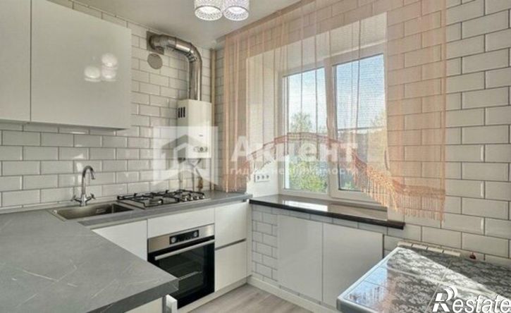 3-комн квартира пр-кт Текстильщиков, 8Б,  д. 8Б