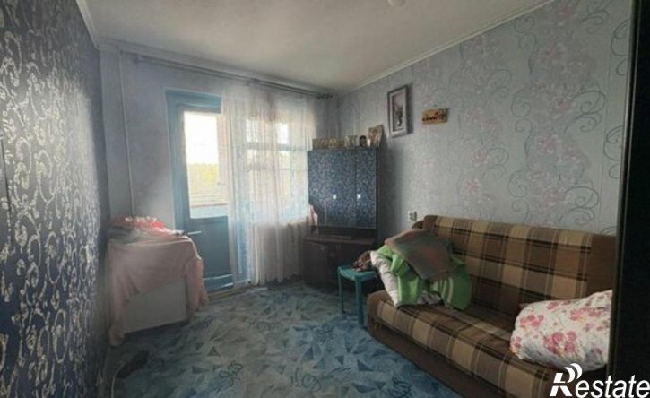 4-комн квартира микрорайон ДСК, 3