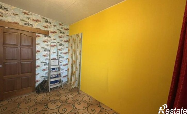 4-комн квартира микрорайон ДСК, 3