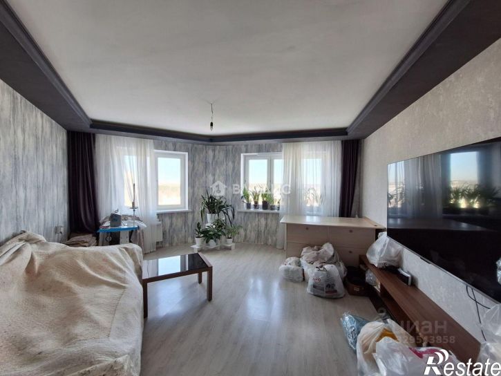 3-комн квартира микрорайон Рождественский, 6