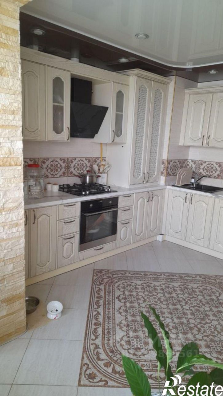 2-комн квартира Революционная улица, 24 к4,  д. 24 к4
