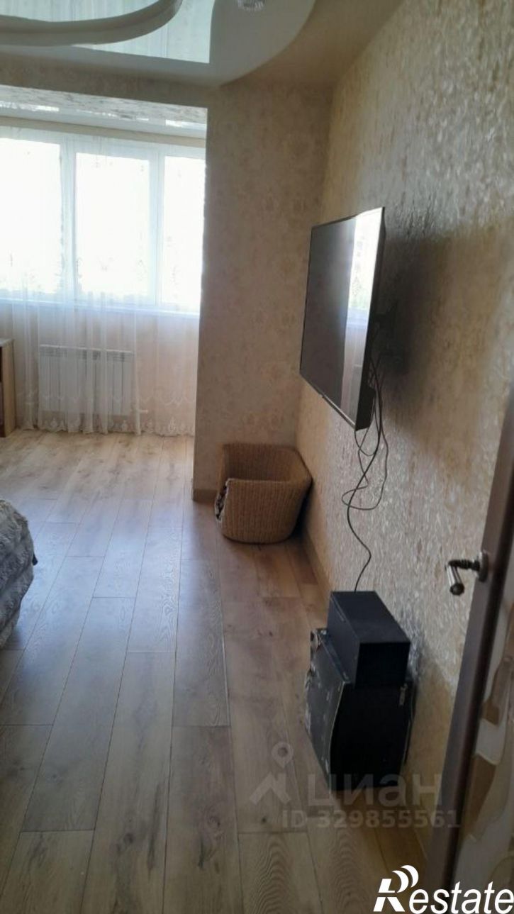 2-комн квартира Революционная улица, 24 к4,  д. 24 к4