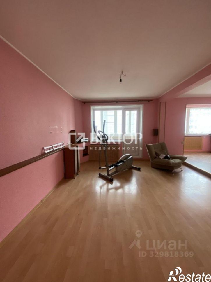 3-комн квартира улица Куконковых, 144,  д. 144