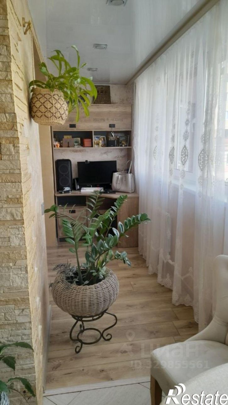 2-комн квартира Революционная улица, 24 к4,  д. 24 к4