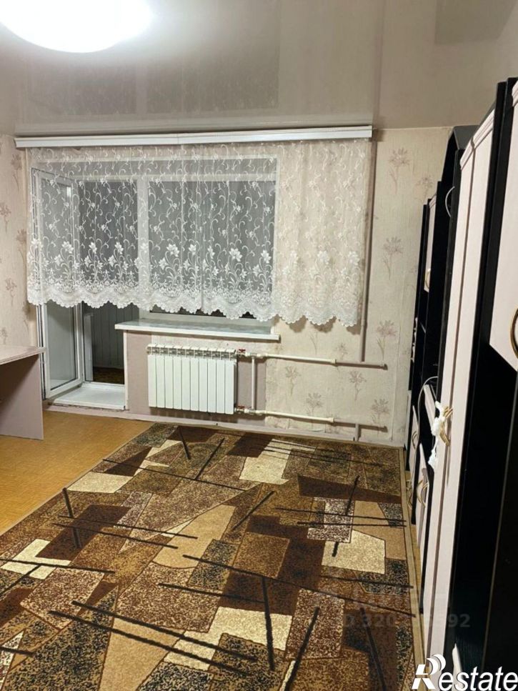 3-комн квартира 30-й микрорайон, 9