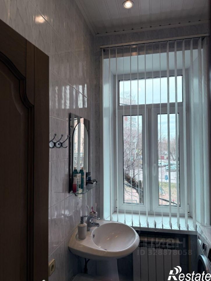 3-комн квартира улица Суворова, 3,  д. 3