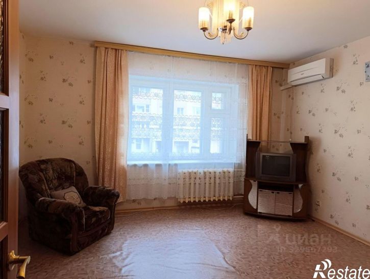 4-комн квартира пр-кт Строителей, 68А,  д. 68А