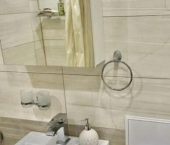 2-комн, 42кв м, этаж 2/5 улица Андрианова, 24