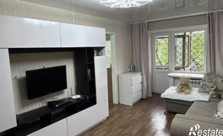 2-комн квартира улица Андрианова, 24,  д. 24