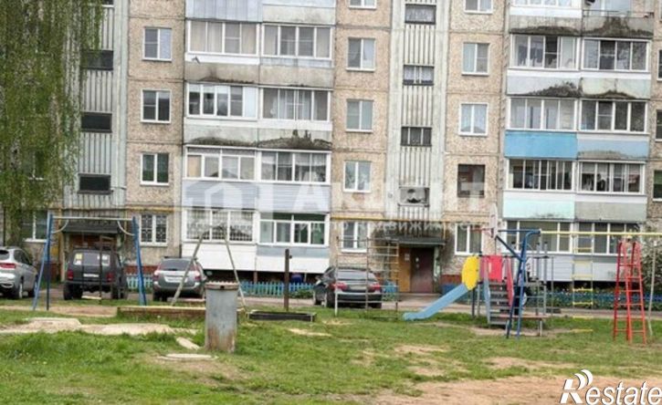 3-комн квартира улица Каравайковой, 52/23,  д. 52/23