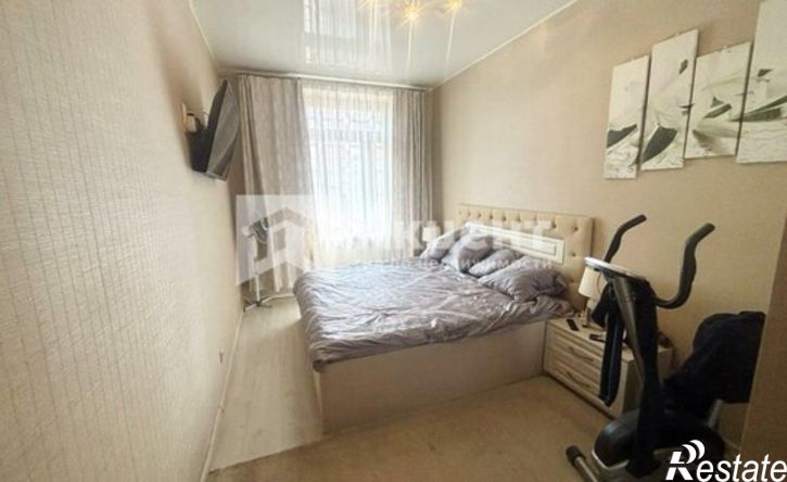 2-комн квартира улица Каравайковой, 137,  д. 137