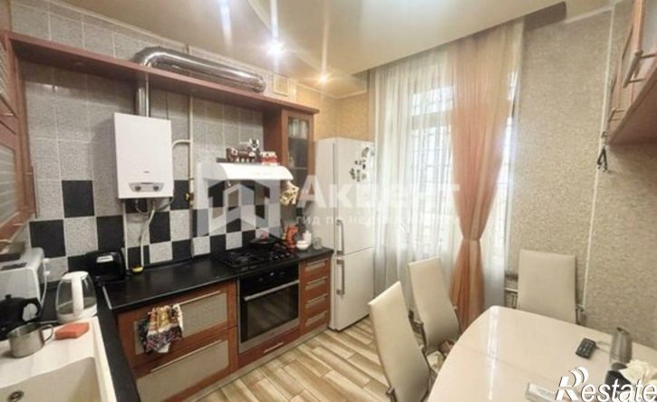 2-комн квартира улица Каравайковой, 137,  д. 137