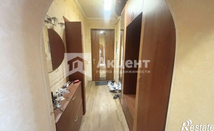 2-комн квартира улица Каравайковой, 137,  д. 137