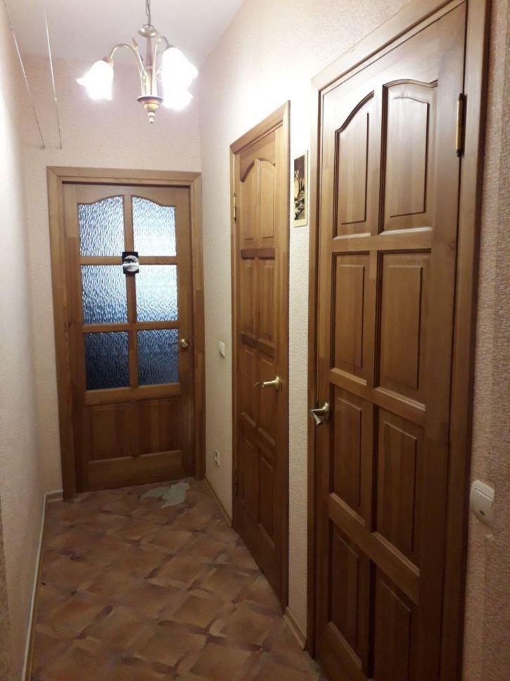 3-комн квартира Строителей пр-кт, 68А