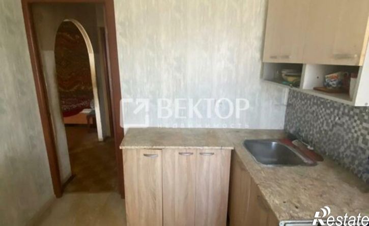 2-комн квартира проспект Строителей, 3,  д. 3