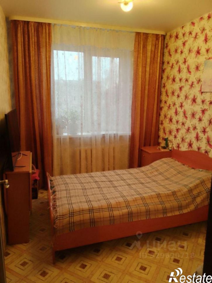 4-комн квартира пр-кт Строителей, 20А,  д. 20А