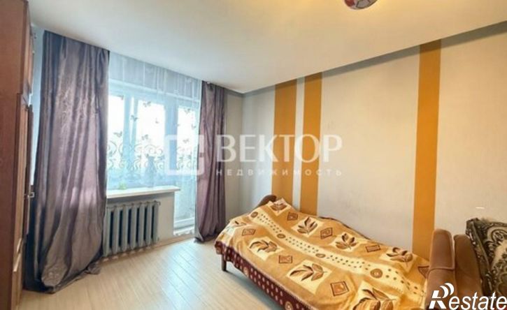 1-комн квартира улица 10 Августа, 56,  д. 56