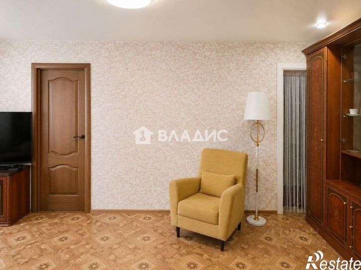 2-комн квартира улица Андрианова, 24,  д. 24